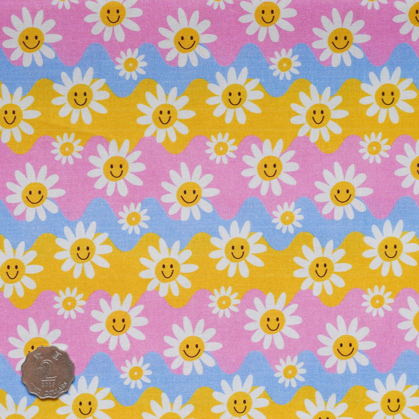 TFTA0212 Y2K Smiley Wave