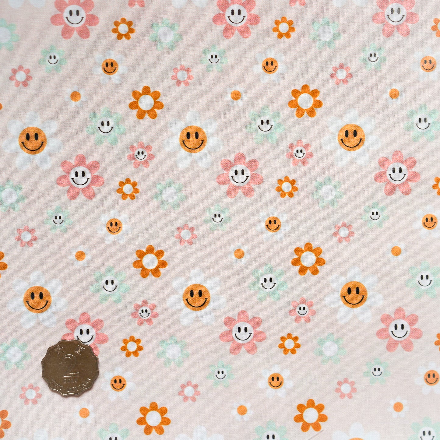 TFTA0222 Small Smiley Flowers