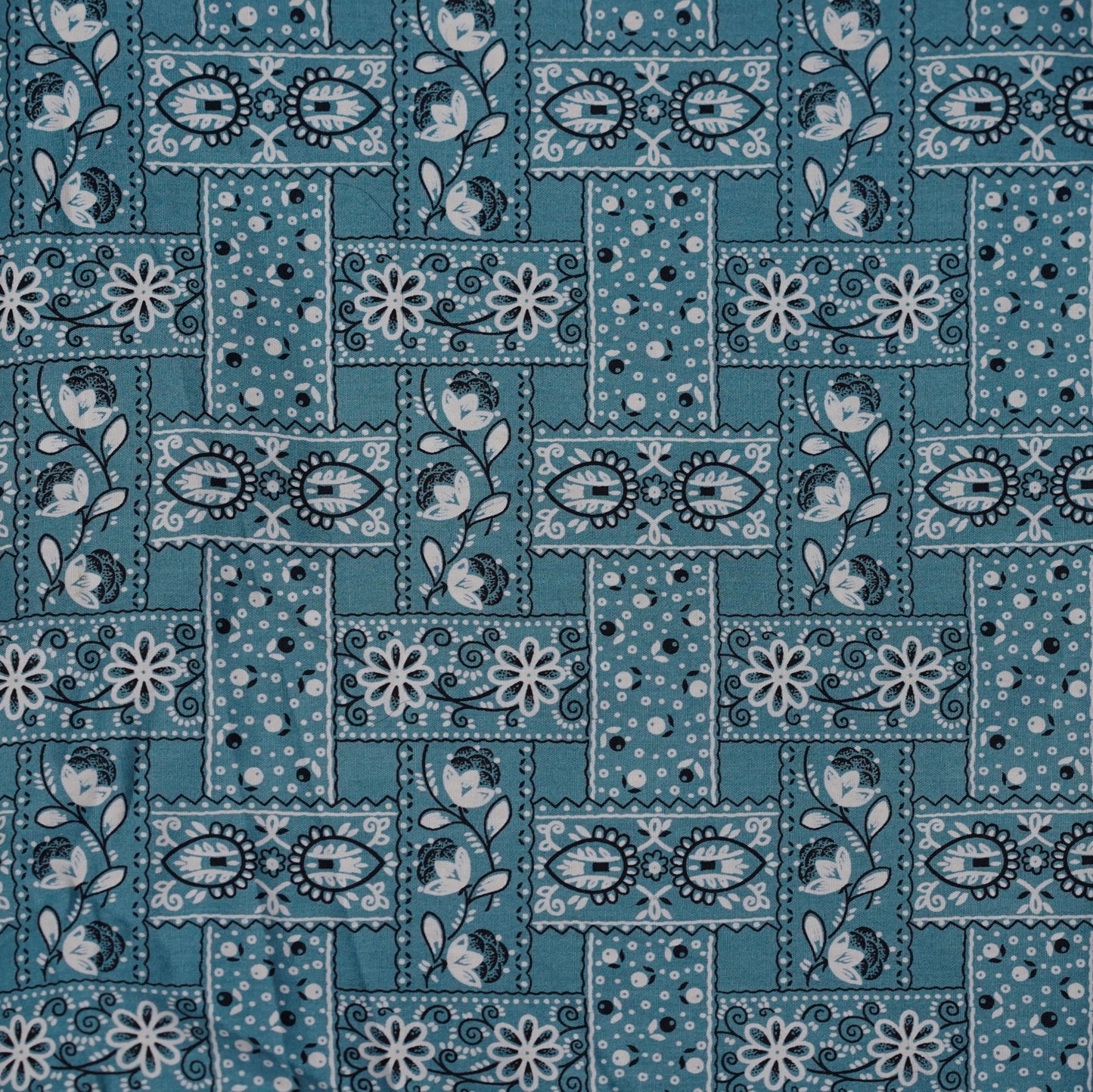 TFJP0160 Blue Paisley woven print